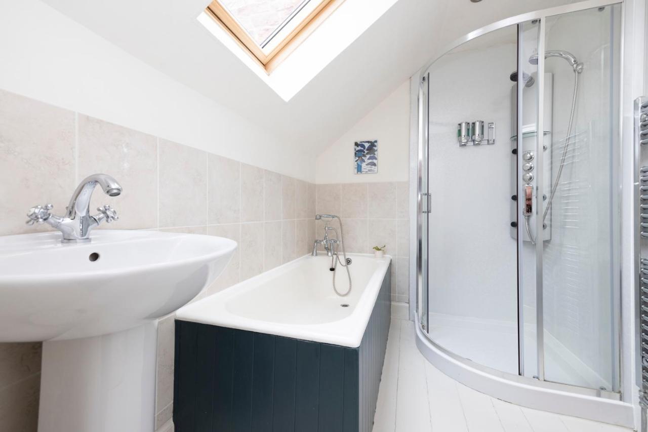 2 Bed Haywood Cottage With Garden Stenton Esterno foto